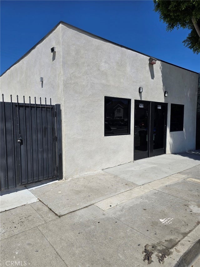 919 W Compton Boulevard, Compton