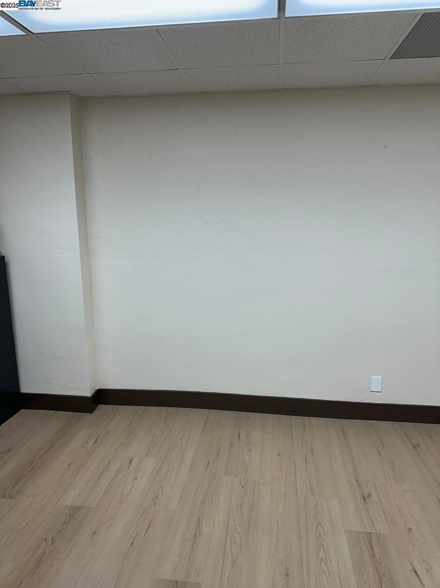 Photo of Listing #41111773