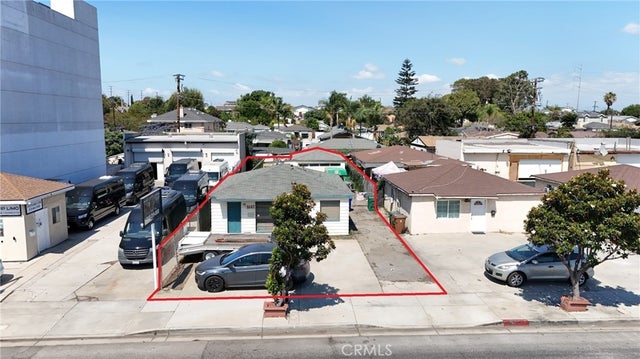 5147 W Rosecrans Avenue, Hawthorne.