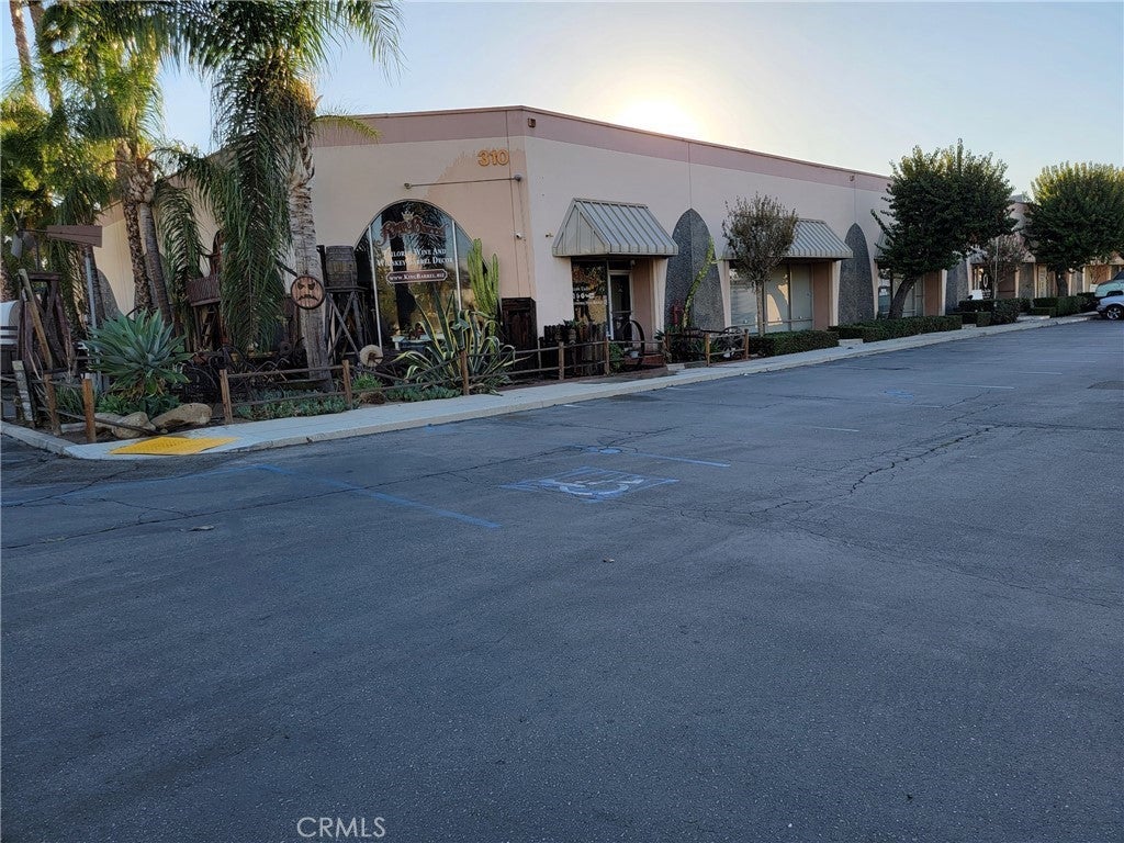 Photo of Listing #NP25221863