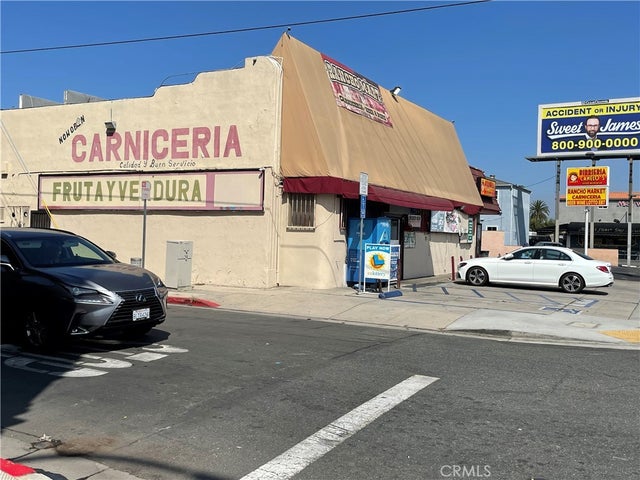 5559 Atlantic Blvd, Maywood