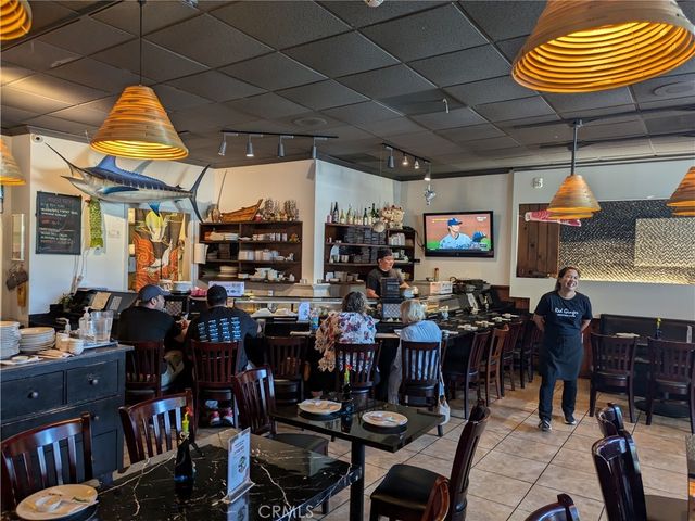 22984 Ventura Boulevard, Woodland Hills