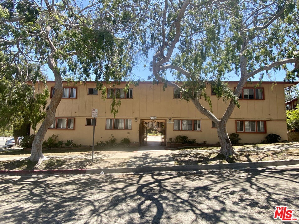 Photo of Listing #25598101