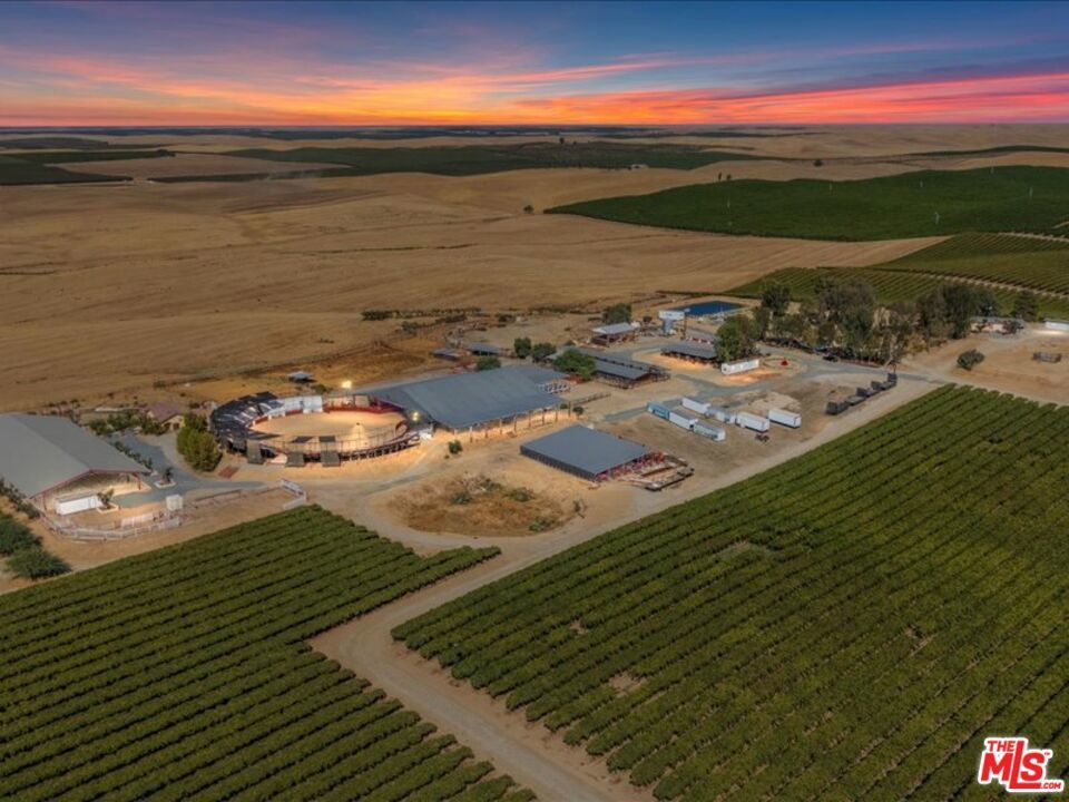 Photo of Listing #25599029