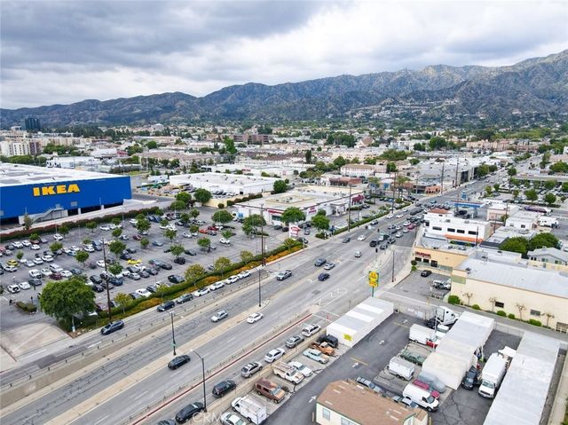 116 E Alameda Avenue, Burbank