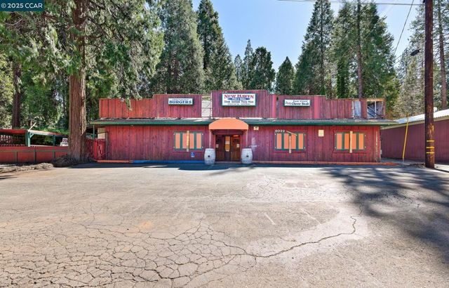 6022 Pony Express Trl, Pollock Pines