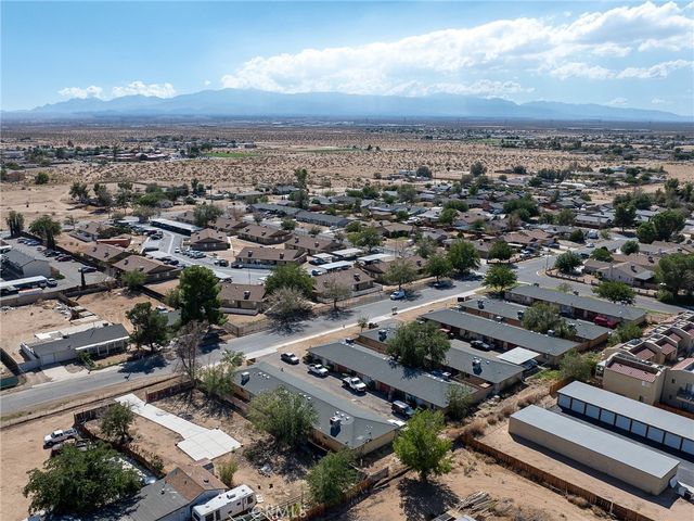 11246 Chapparal, Adelanto