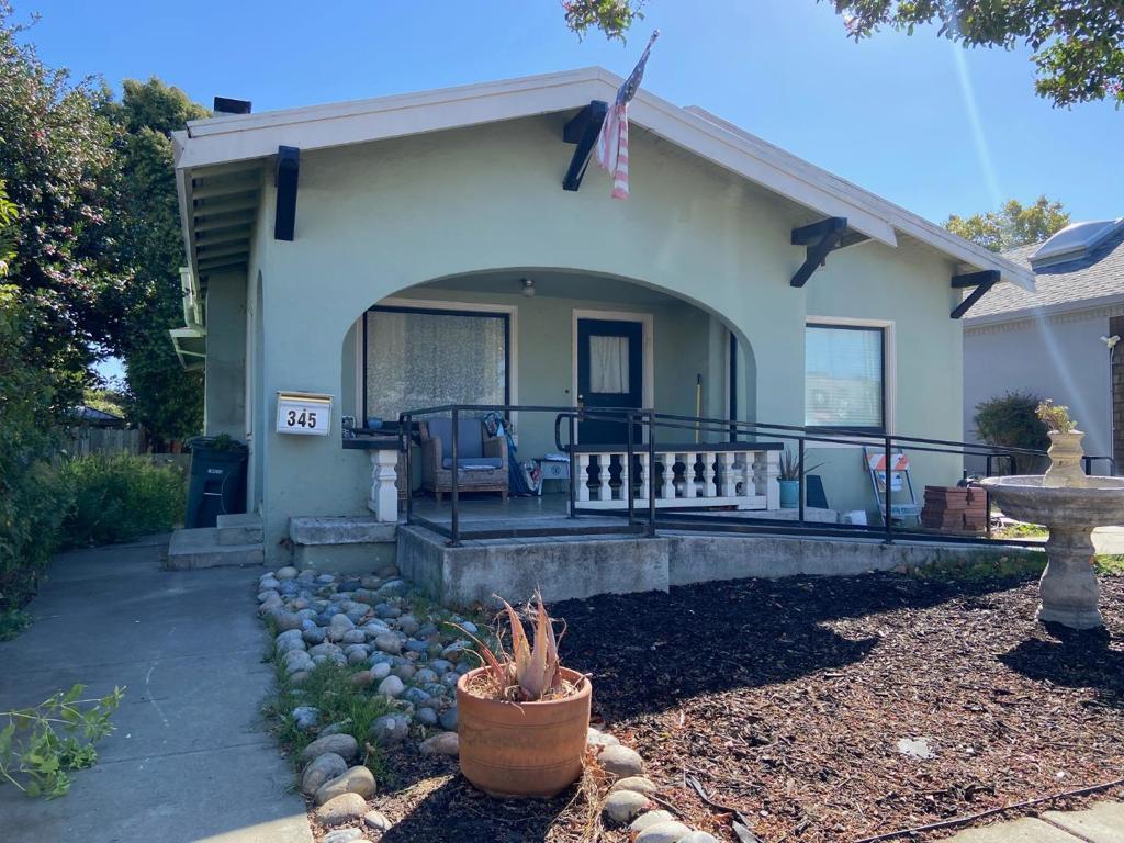 Photo of Listing #ML82024081