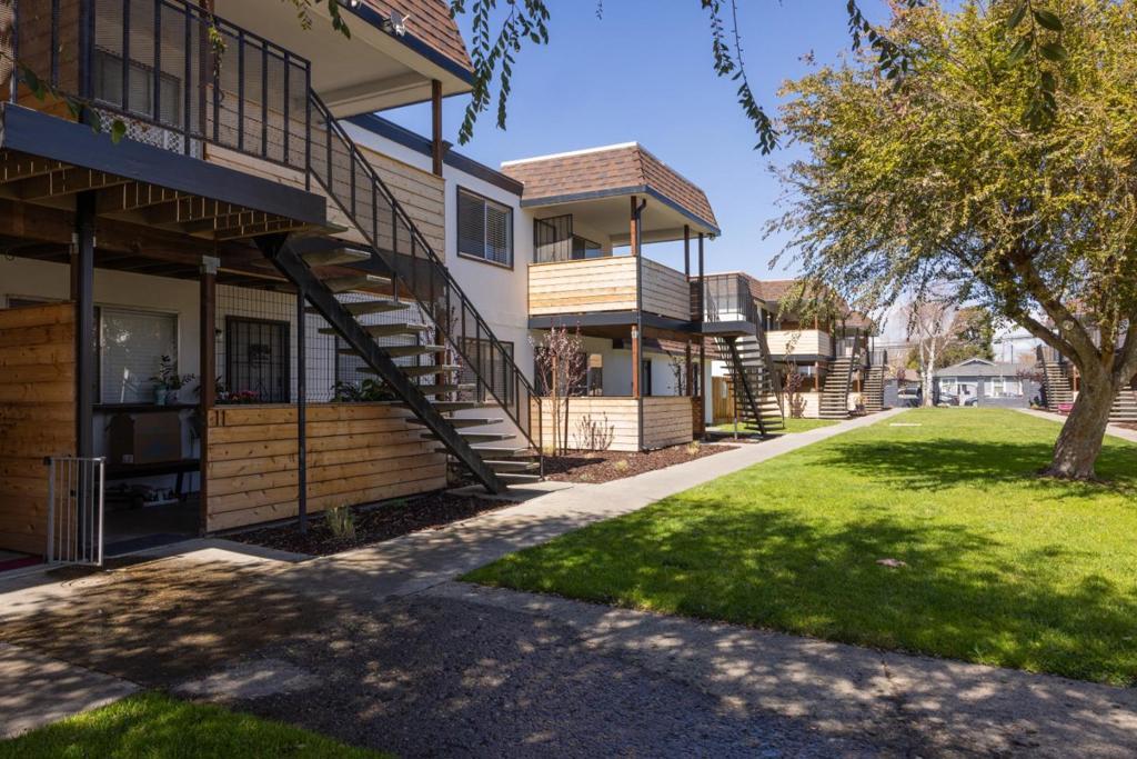 Photo of Listing #ML82024228