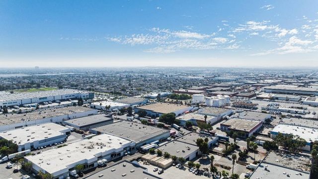 215 W 134th St, Los Angeles