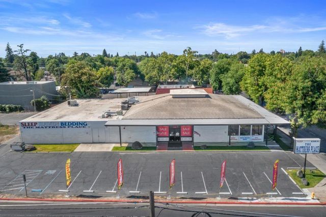 1120 Mchenry Avenue, Modesto
