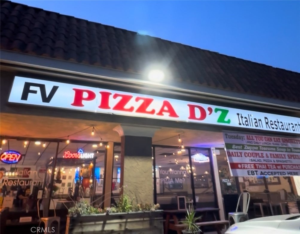 10585 Slater # 2b, Fountain Valley