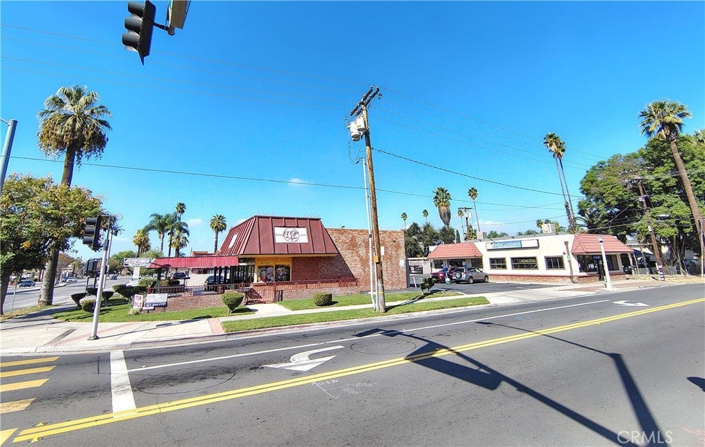 Photo of Listing #IV25240272