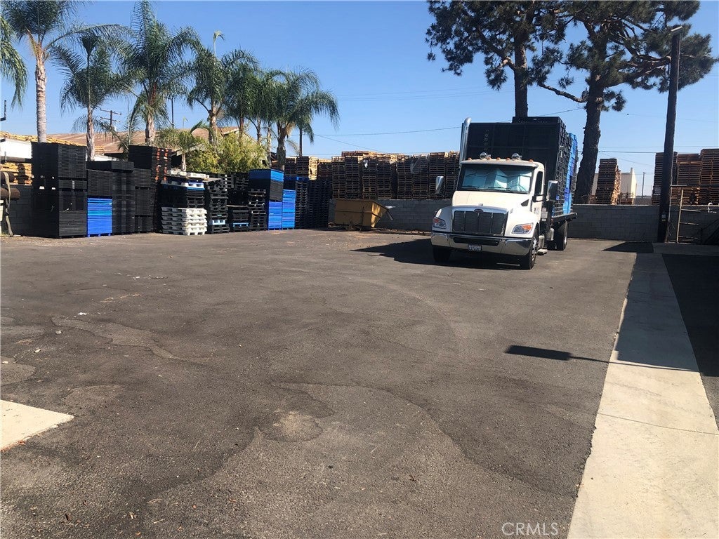 Photo of Listing #CV25243099