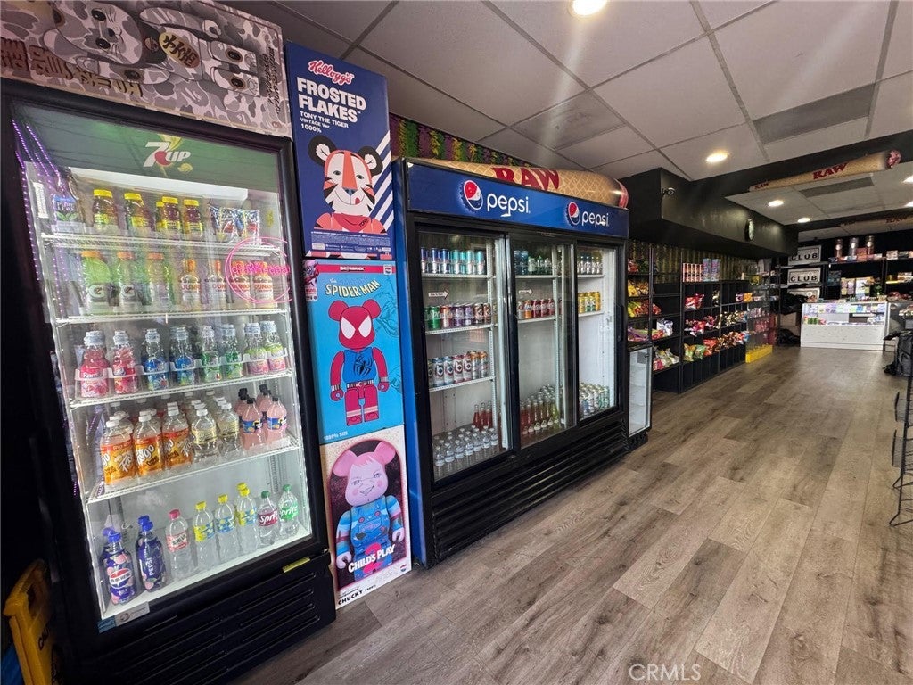 21044 Sherman Way, Canoga Park