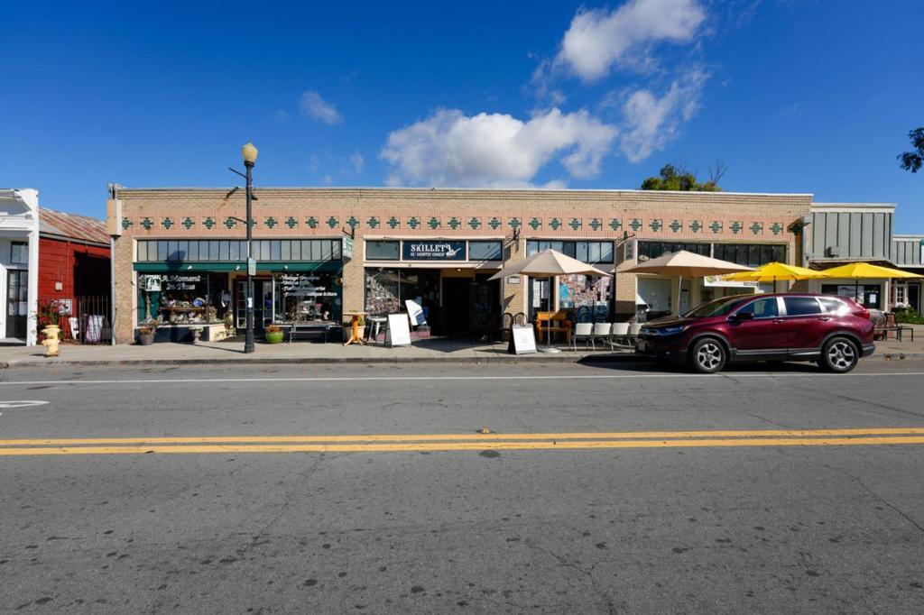 Photo of Listing #ML82025604