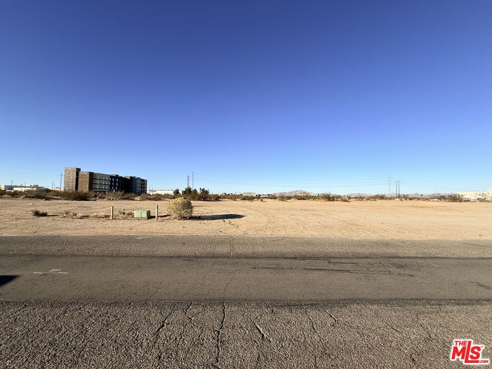 Photo of Listing #25610327