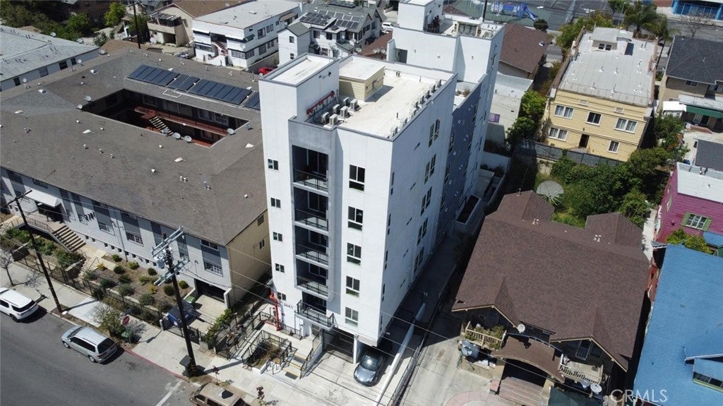 Photo of Listing #SR25247415