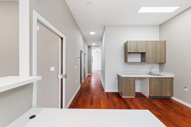420 Peninsula Avenue # 2, San Mateo