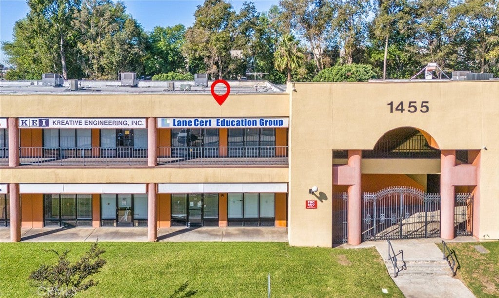 Photo of Listing #WS25261877