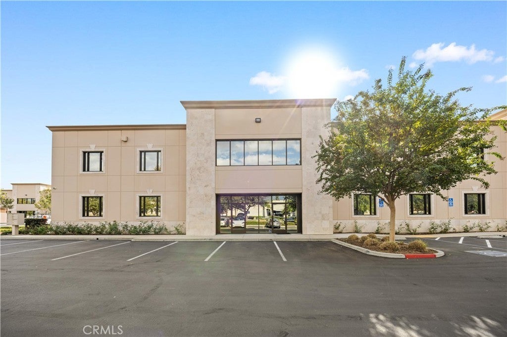 Photo of Listing #WS25265468