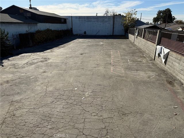 1284 E 3rd, Pomona