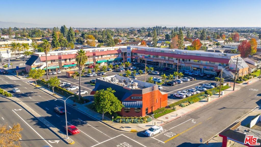 8902 Garden Grove Boulevard, Garden Grove