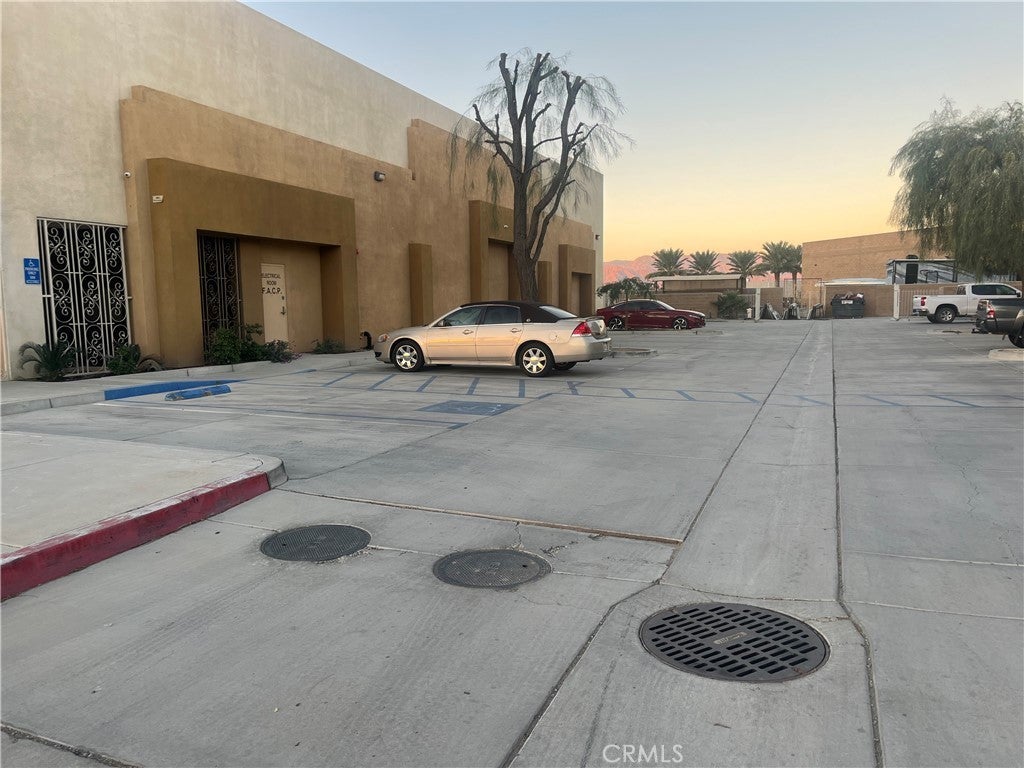 Photo of Listing #IV25276453