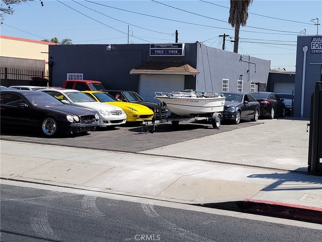 11812 Inglewood, Hawthorne.