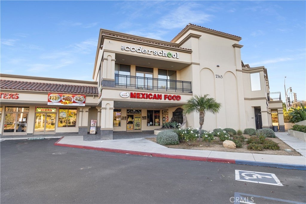 Photo of Listing #DW25279892