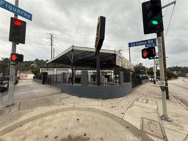 7320 N Figueroa, Los Angeles