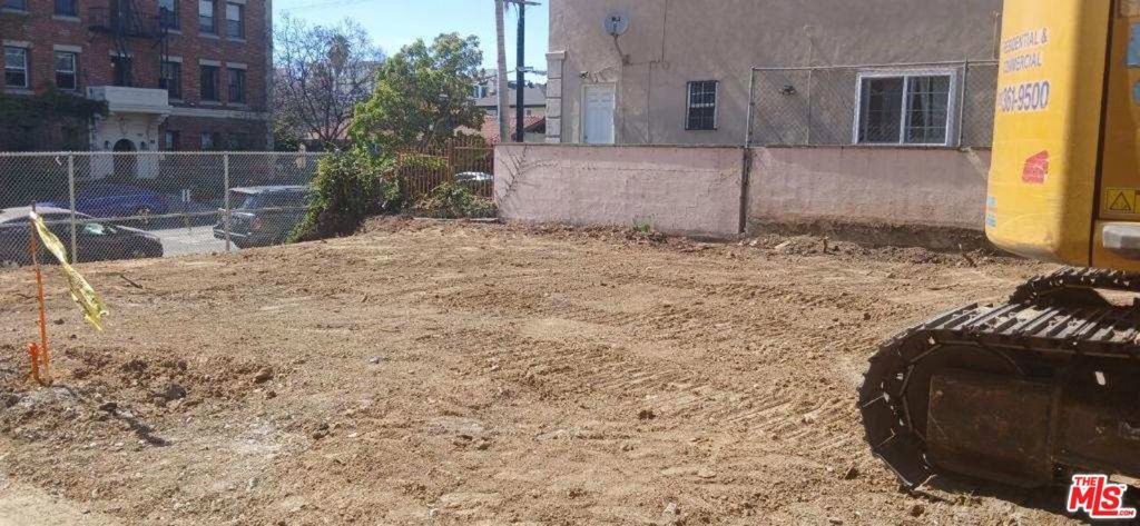 Photo of Listing #25631247