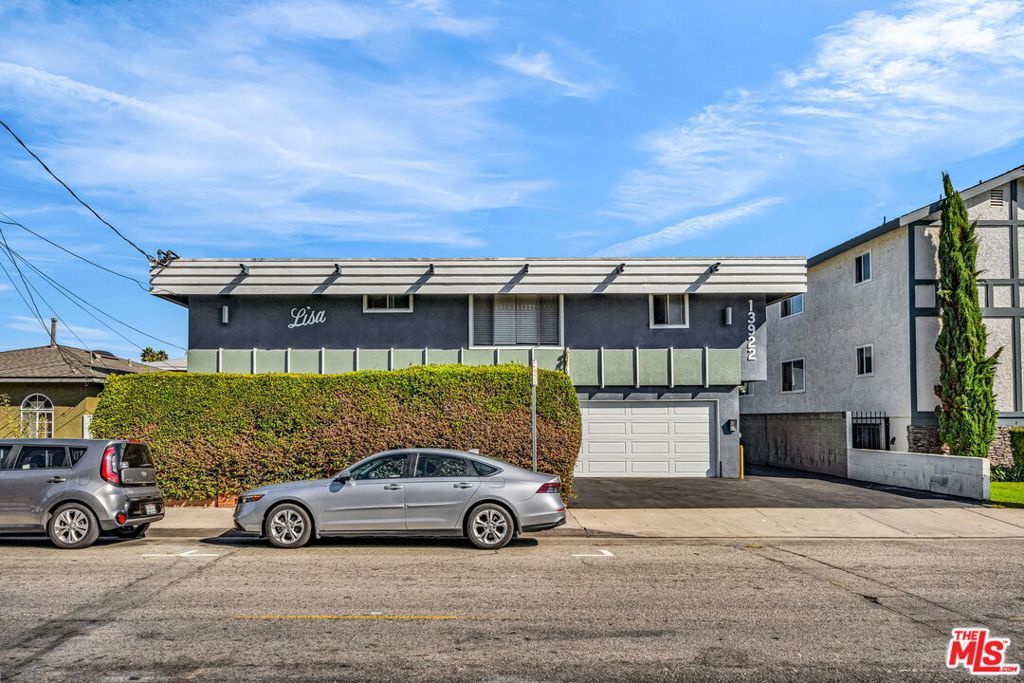 Photo of Listing #25631441