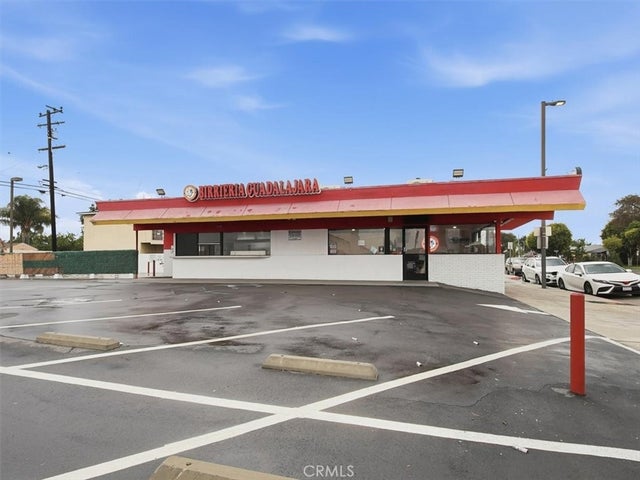 11919 Garfield, South Gate