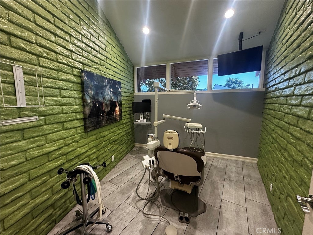 Photo of Listing #IV26001762