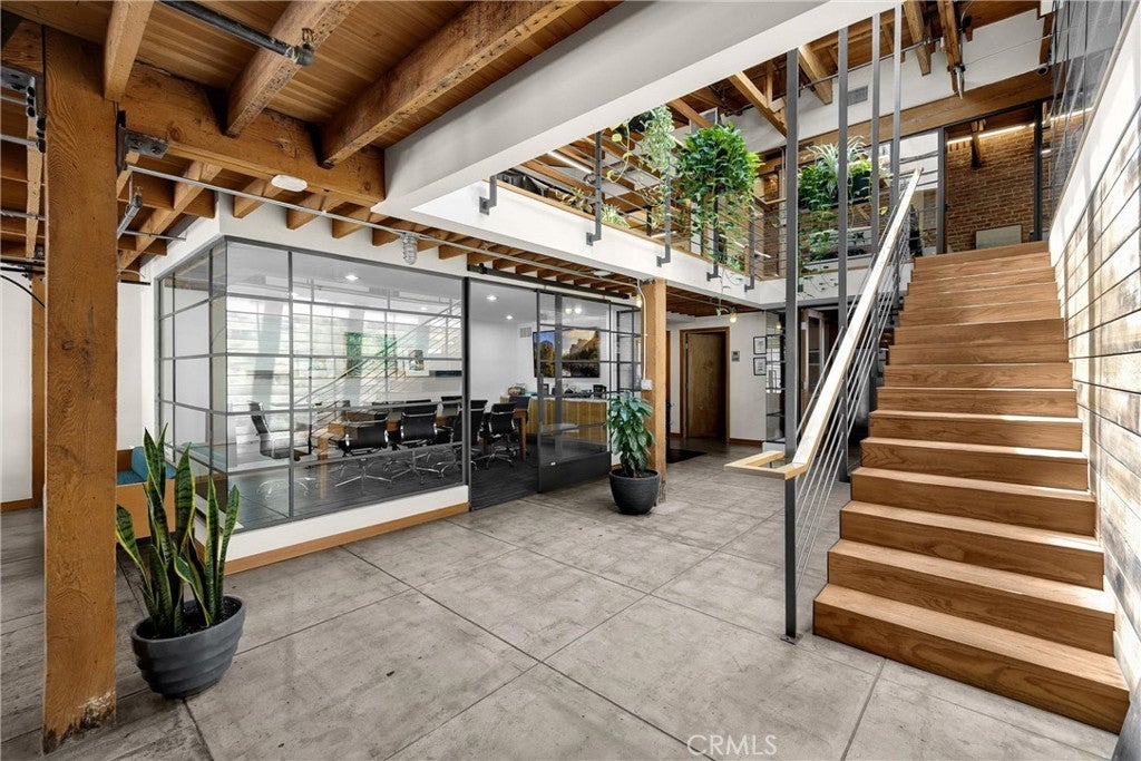 Photo of Listing #PW26002061