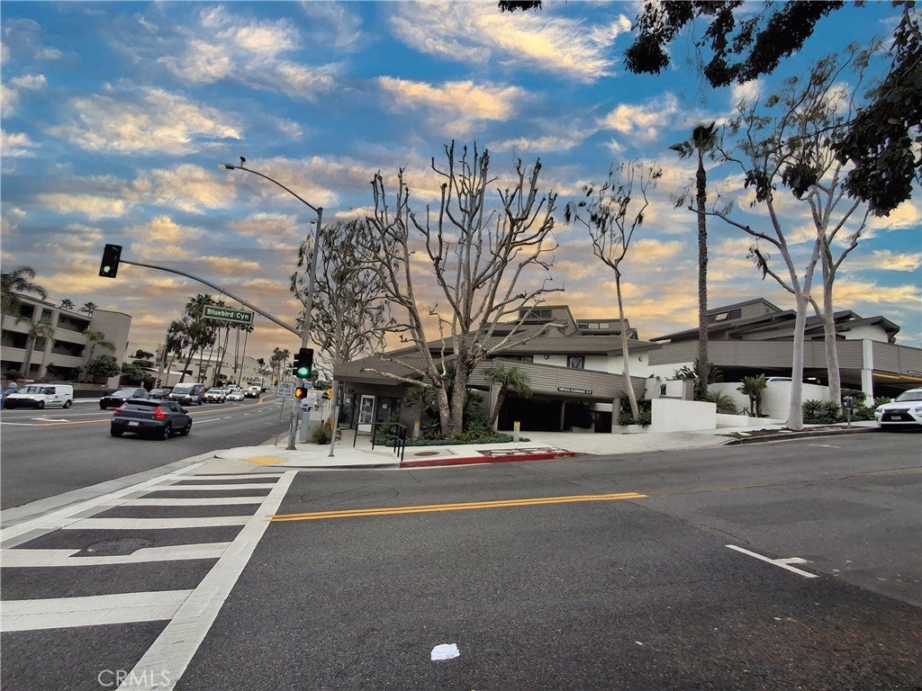 Photo of Listing #OC26002810