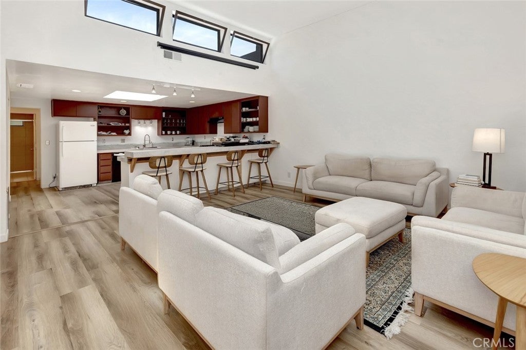 Photo of Listing #OC26003267