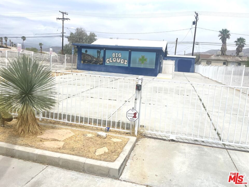 Photo of Listing #26633975