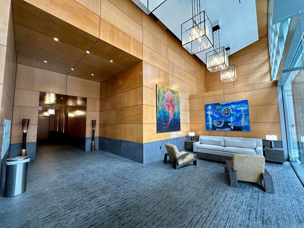 Photo of Listing #PTP2600268