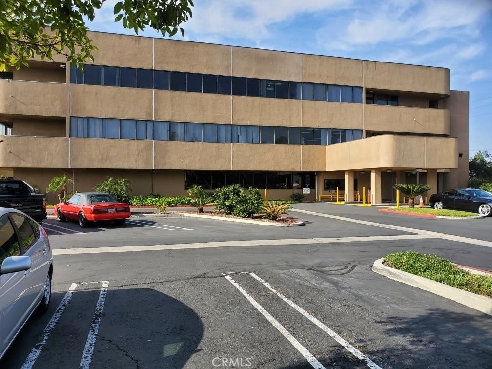 Photo of Listing #OC26005741