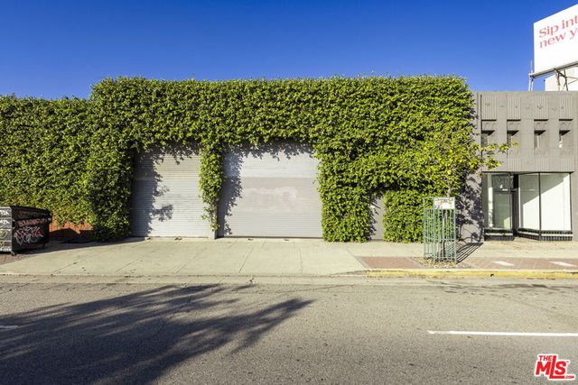 4621 W Washington Boulevard, Los Angeles