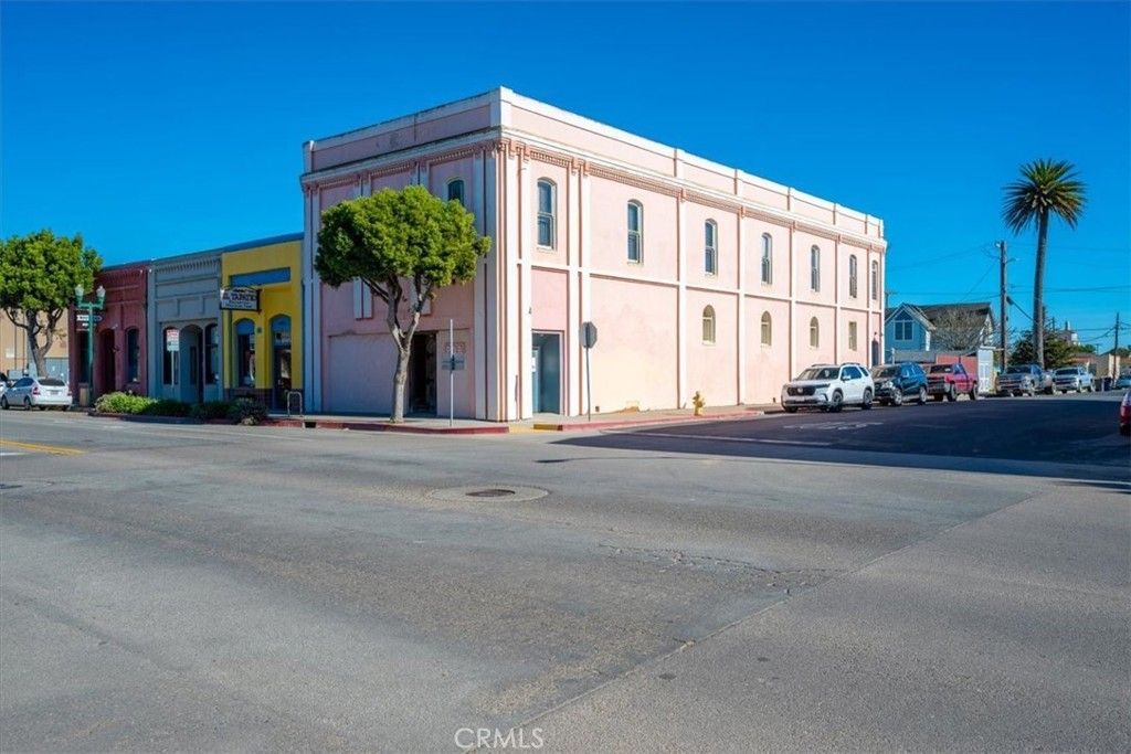910 Guadalupe, Guadalupe