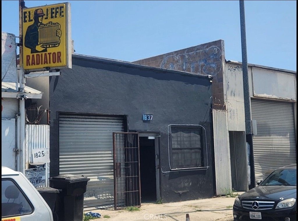 1837 E Slauson Avenue, Los Angeles