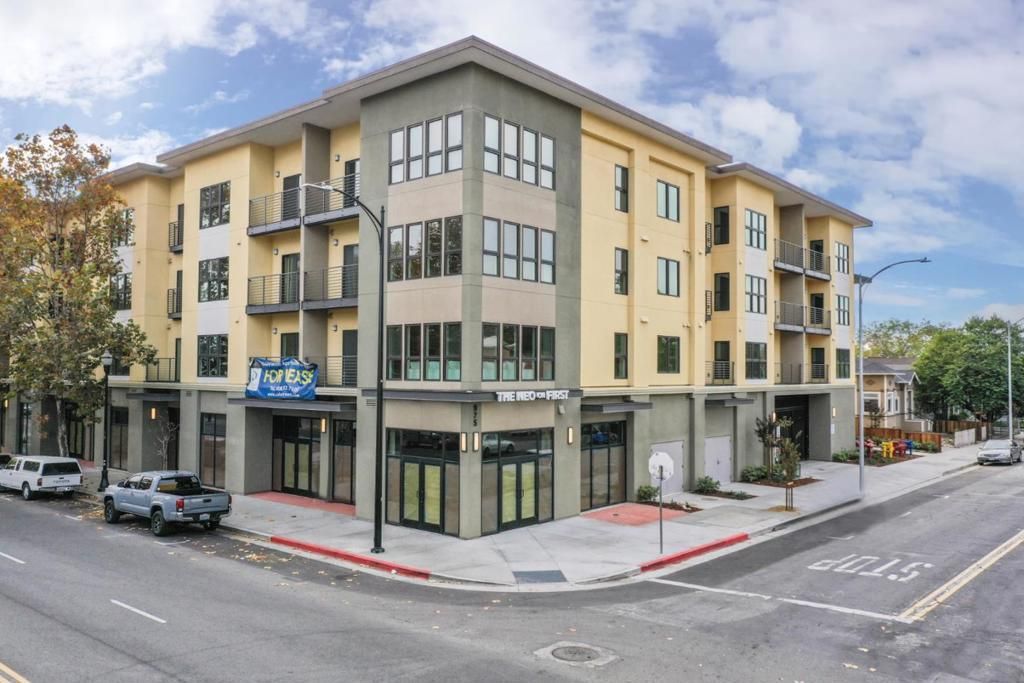 975 S 1st Street, San Jose