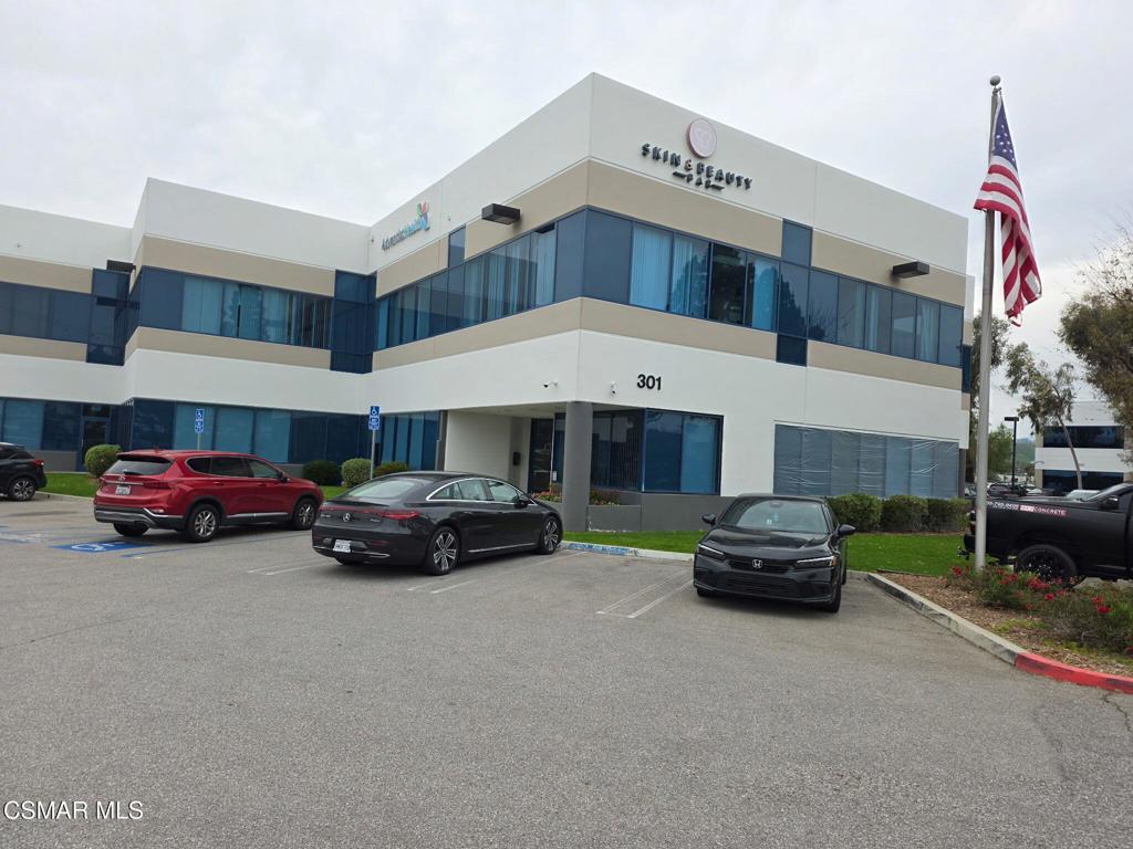 Photo of Listing #226000384