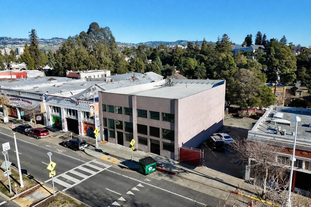 Photo of Listing #41122218