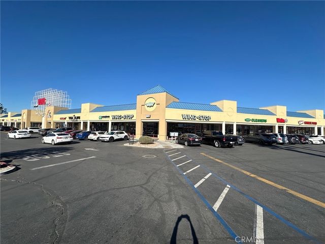 17100 Bear Valley # P, Victorville