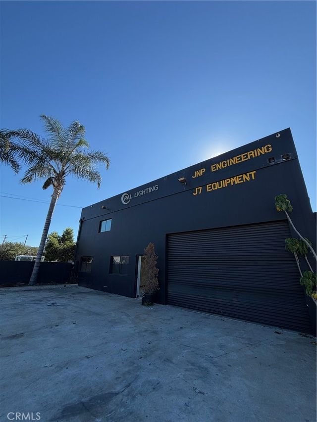 308 E 2nd, La Habra