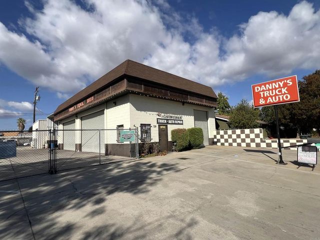 729 D Street, Ramona